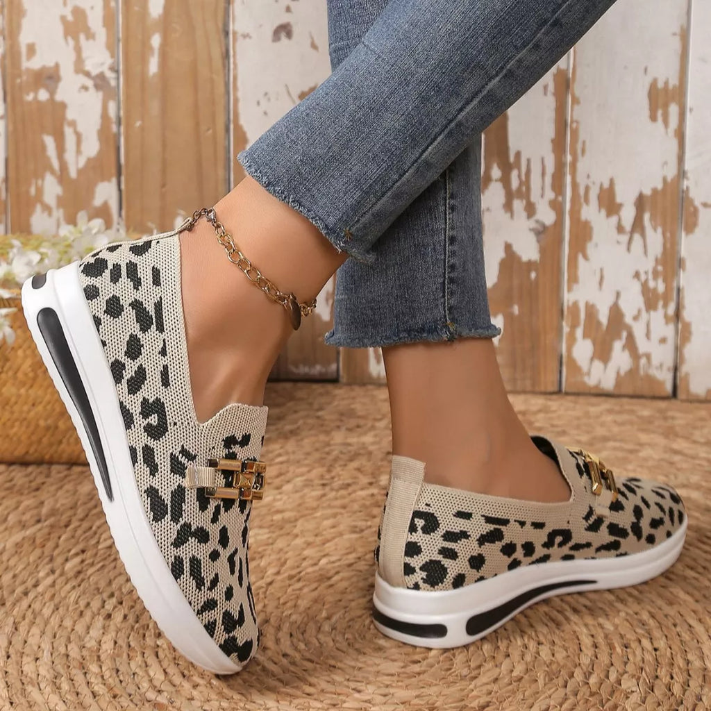 Women's Leopard Print Round Toe Slip-On Sneakers – Breathable Mesh Flats