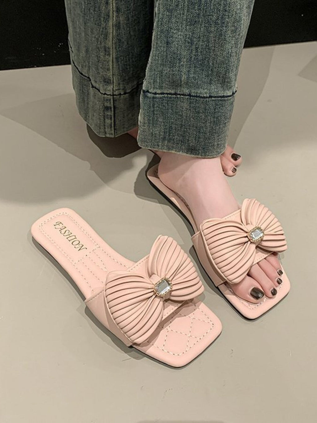 Women's Bow-Knot Flat Sandals – Feminine PU Leather Slip-On