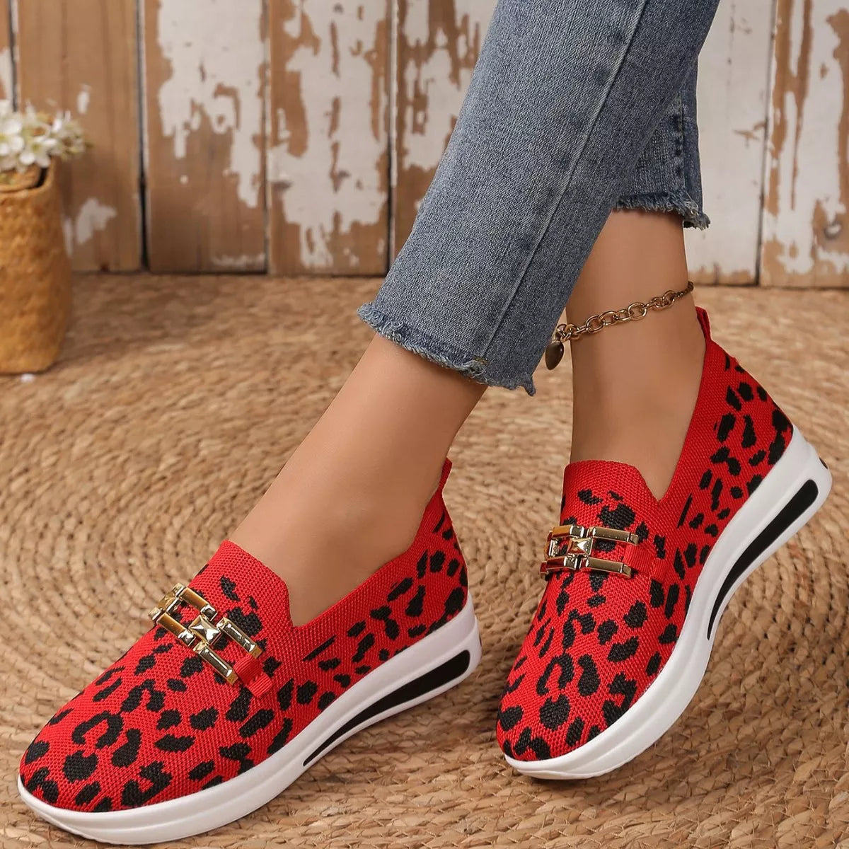 Women's Leopard Print Round Toe Slip-On Sneakers – Breathable Mesh Flats