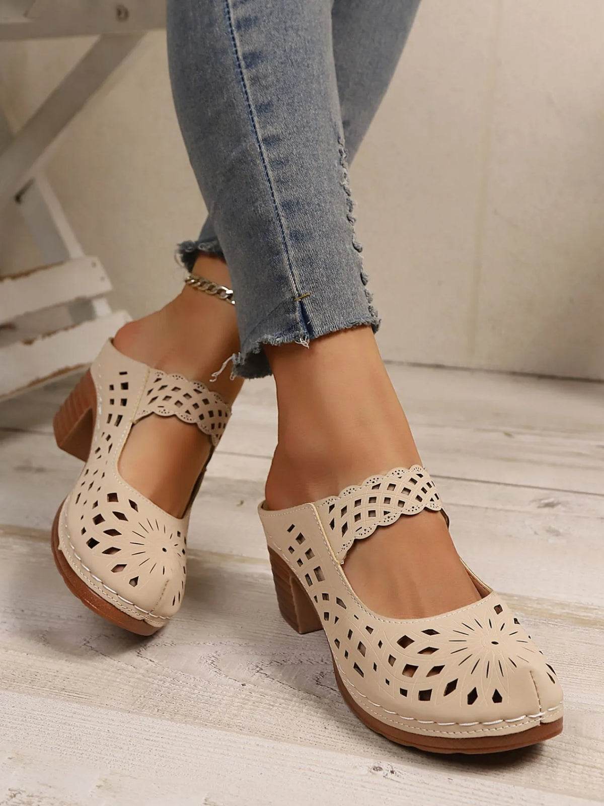 Women's Cutout Block Heel Sandals | Mid Heel PU Leather Dress Sandals in 4 Colors EU 36-43