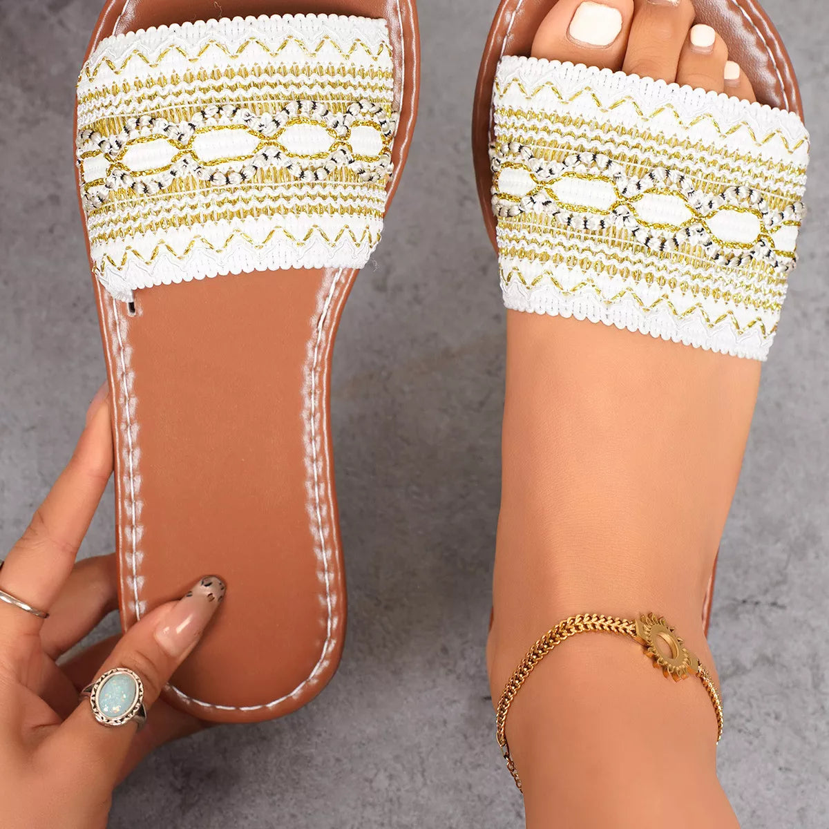 Women's Open Toe Flat Sandals – Polyester Slip-On Mules in White & Black