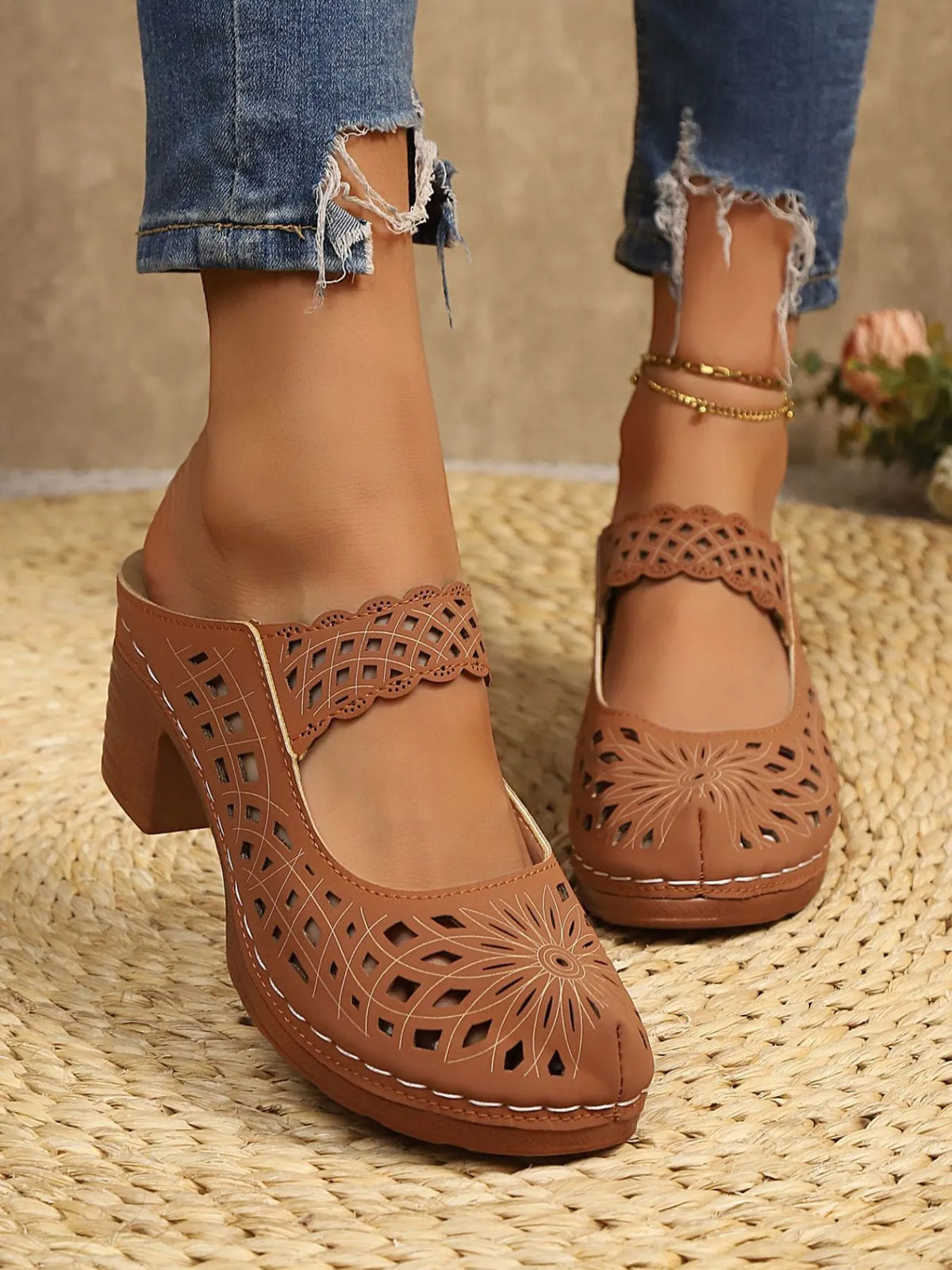 Women's Cutout Block Heel Sandals | Mid Heel PU Leather Dress Sandals in 4 Colors EU 36-43