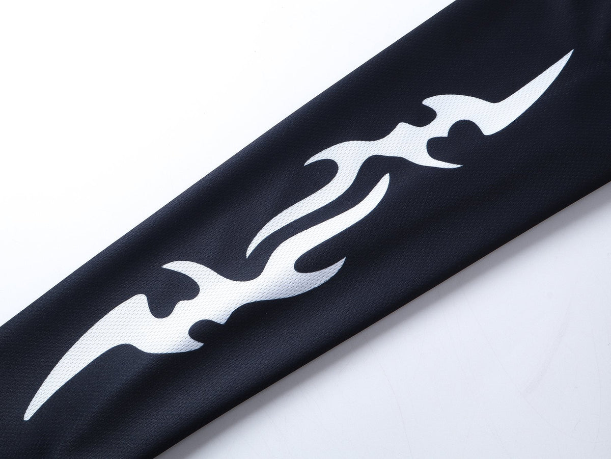 MIXED EMOTION V-Neck Jersey-Style Long-Sleeve T-Shirt ¡ª detail