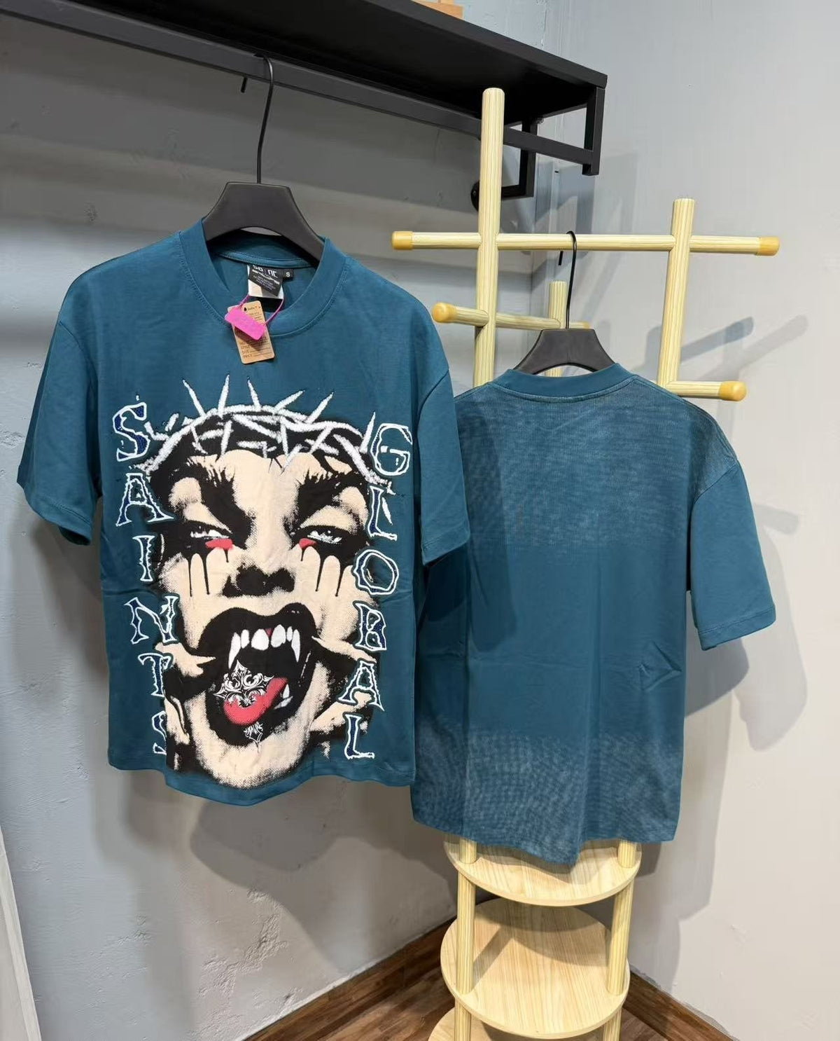 SAINT Rhinestone Graphic Short-Sleeve T-Shirt ¡ª context