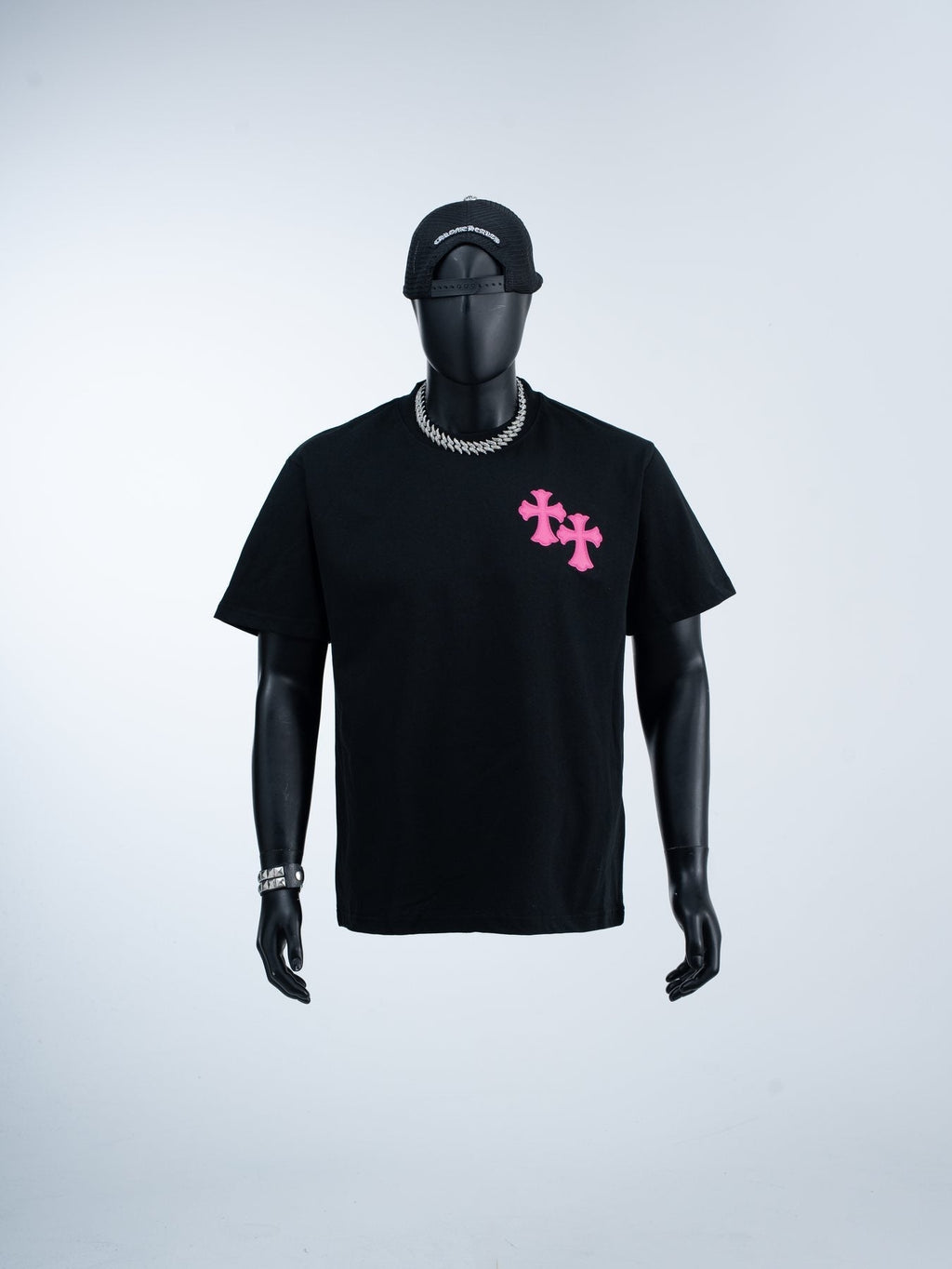 Chrome Hearts Cross Graphic Short-Sleeve T-Shirt ¡ª model