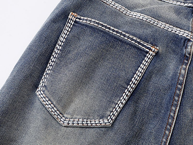 VALABASAS Washed Blue Contrast-Stitch Jeans ¡ª detail