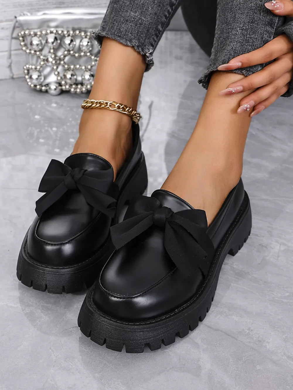 Women's Bow PU Leather Round Toe Loafers | Mid Heel Slip-On Shoes