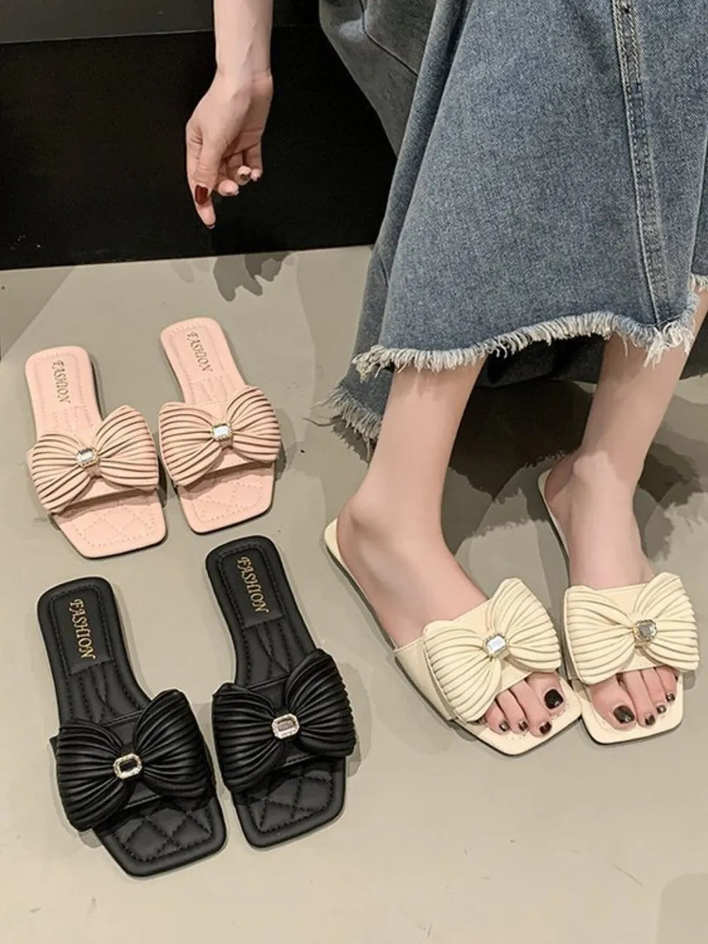 Women's Bow-Knot Flat Sandals – Feminine PU Leather Slip-On