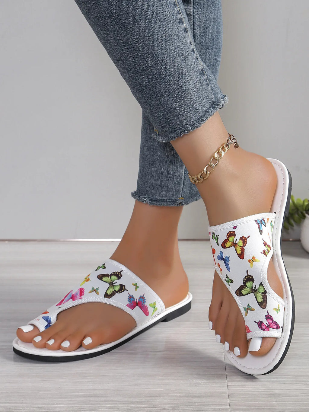 Women's Butterfly Print Comfort Slide Sandals – Flat PU Leather Slides