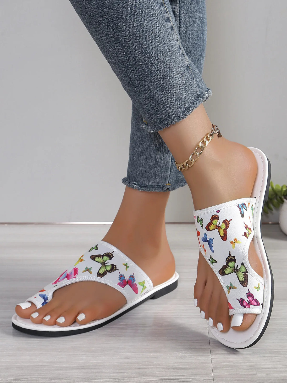 Women's Butterfly Print Comfort Slide Sandals – Flat PU Leather Slides
