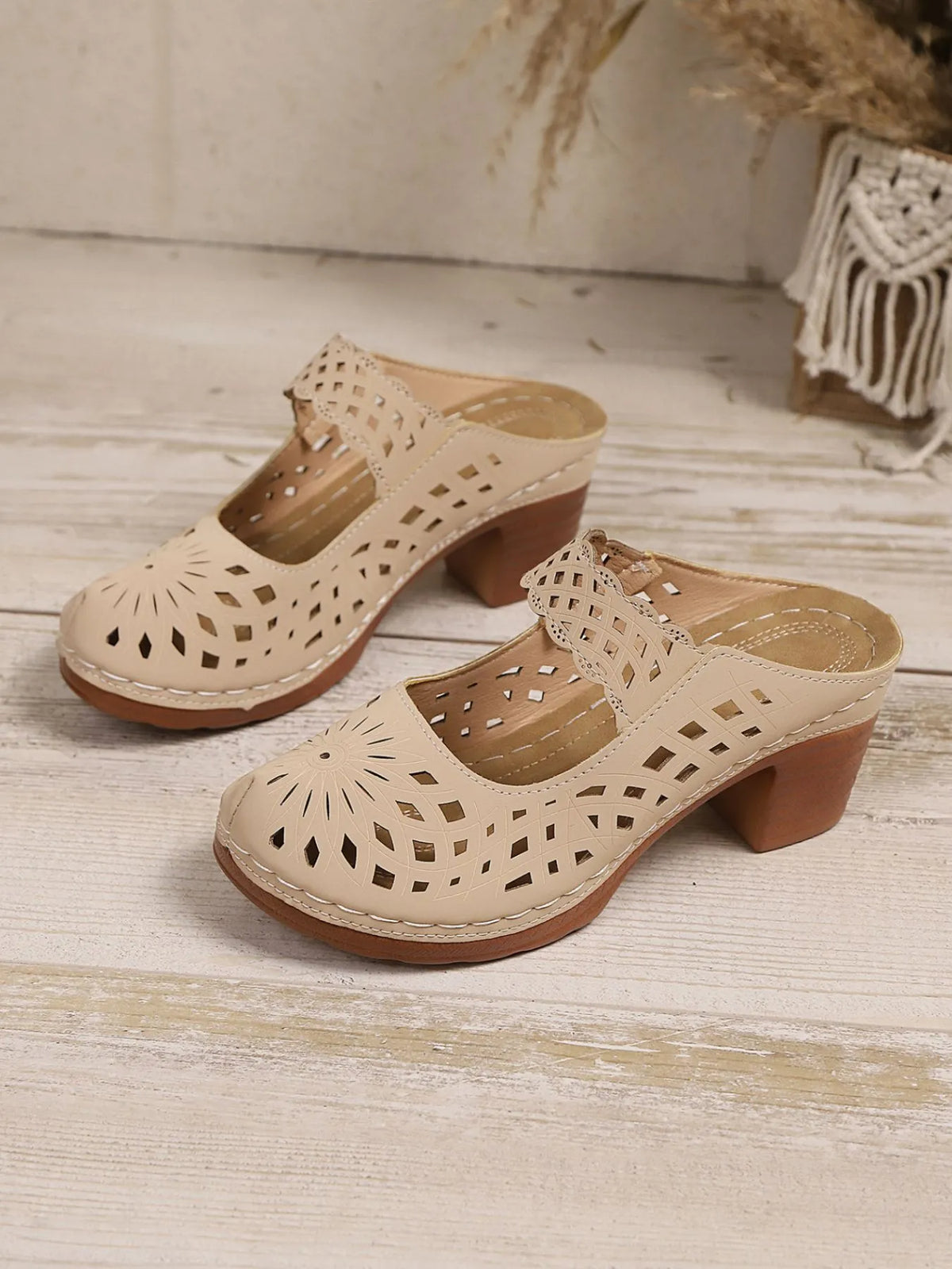 Women's Cutout Block Heel Sandals | Mid Heel PU Leather Dress Sandals in 4 Colors EU 36-43