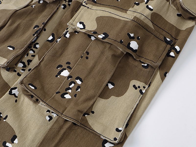 VALABASAS Camo Flared Cargo Pants ¡ª detail